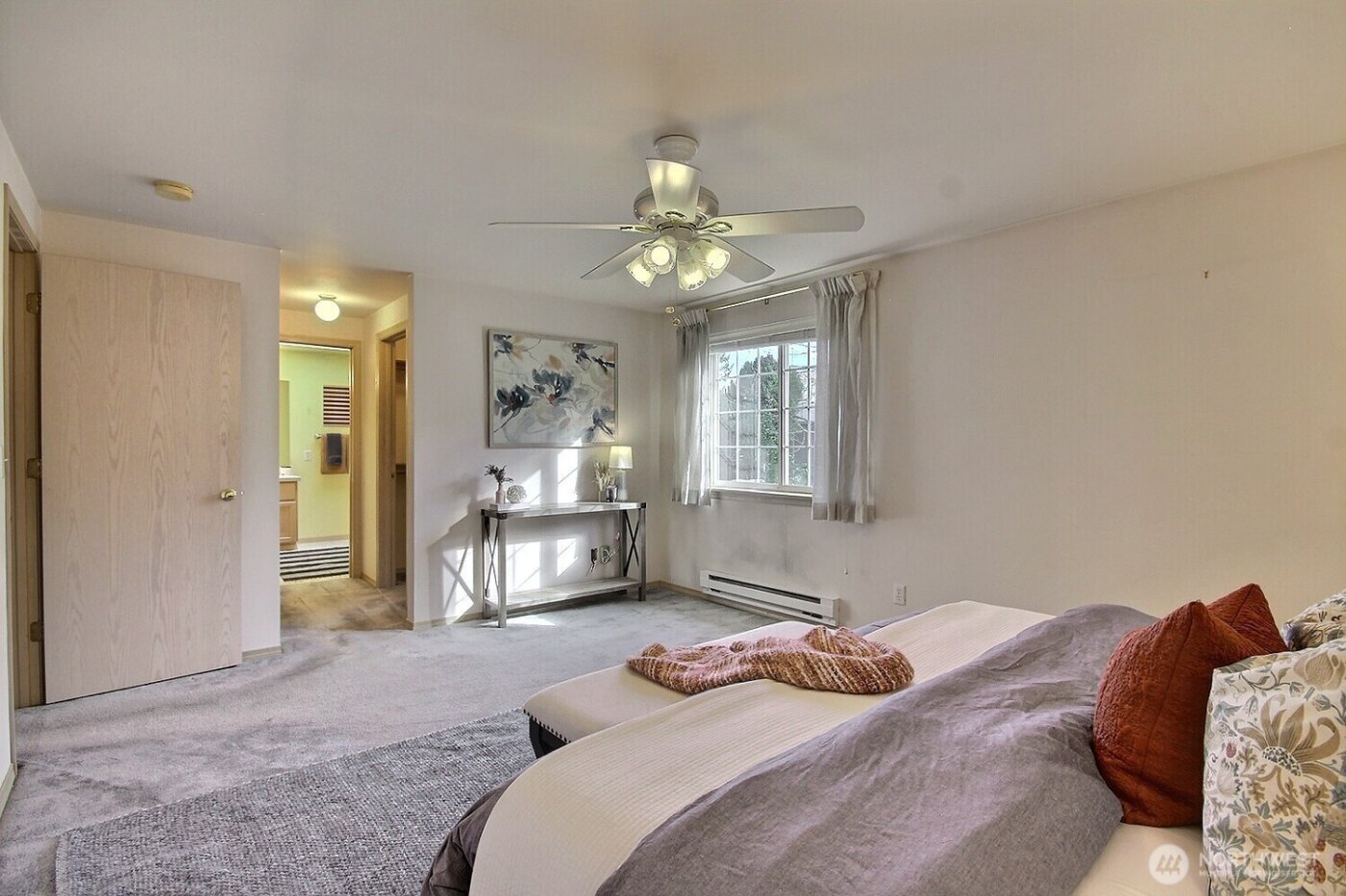 10513 SE 250th Place #F104, Kent, WA 98030