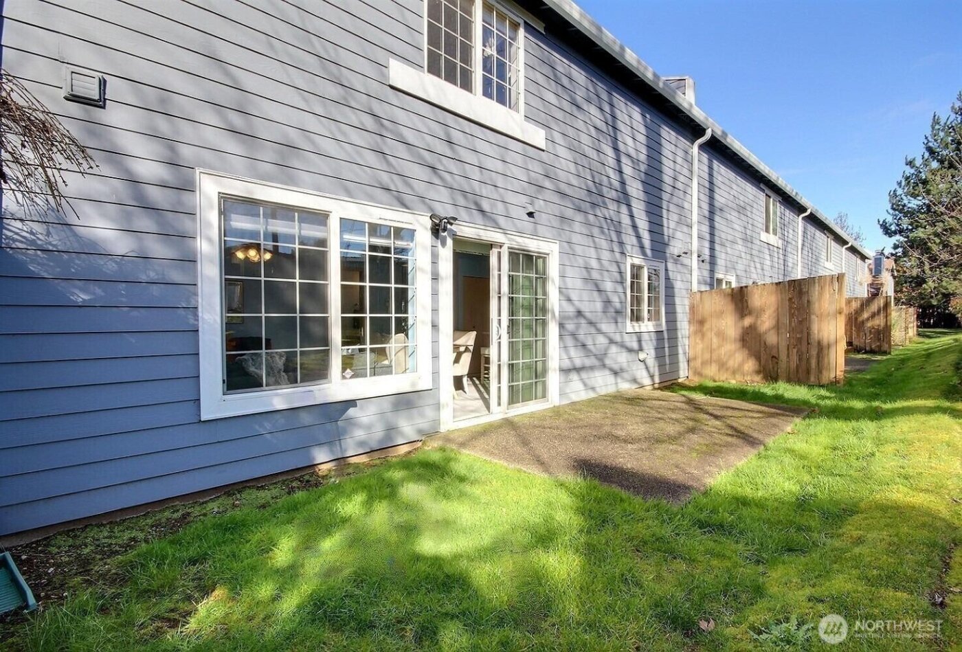 10513 SE 250th Place #F104, Kent, WA 98030