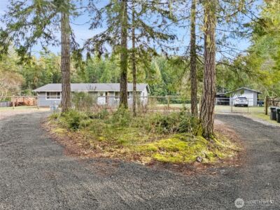 15706 71st Street NW, Lakebay, WA 98349 - Photo 2