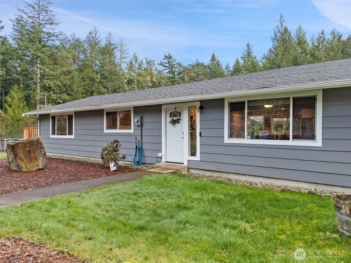 15706 71st Street NW, Lakebay, WA 98349