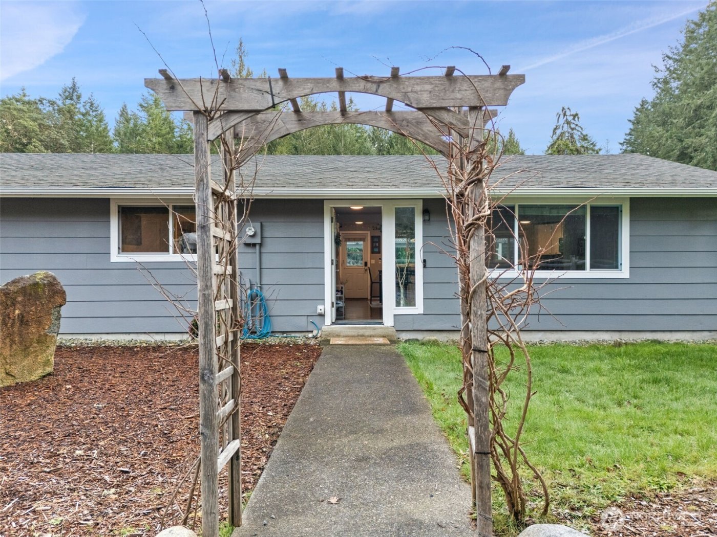 15706 71st Street NW, Lakebay, WA 98349