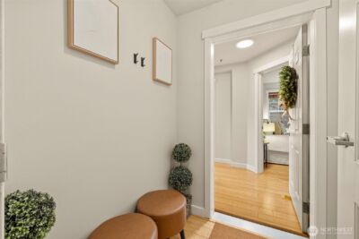 506 NE 73rd Street #1A, Seattle, WA 98115 - Photo 4