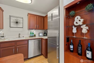 506 NE 73rd Street #1A, Seattle, WA 98115 - Photo 7