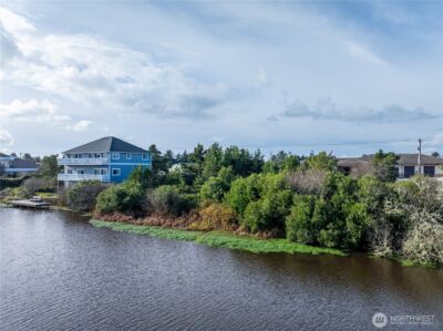 564 & 568 Point Brown Avenue NE, Ocean Shores, WA 98569 - Photo 12