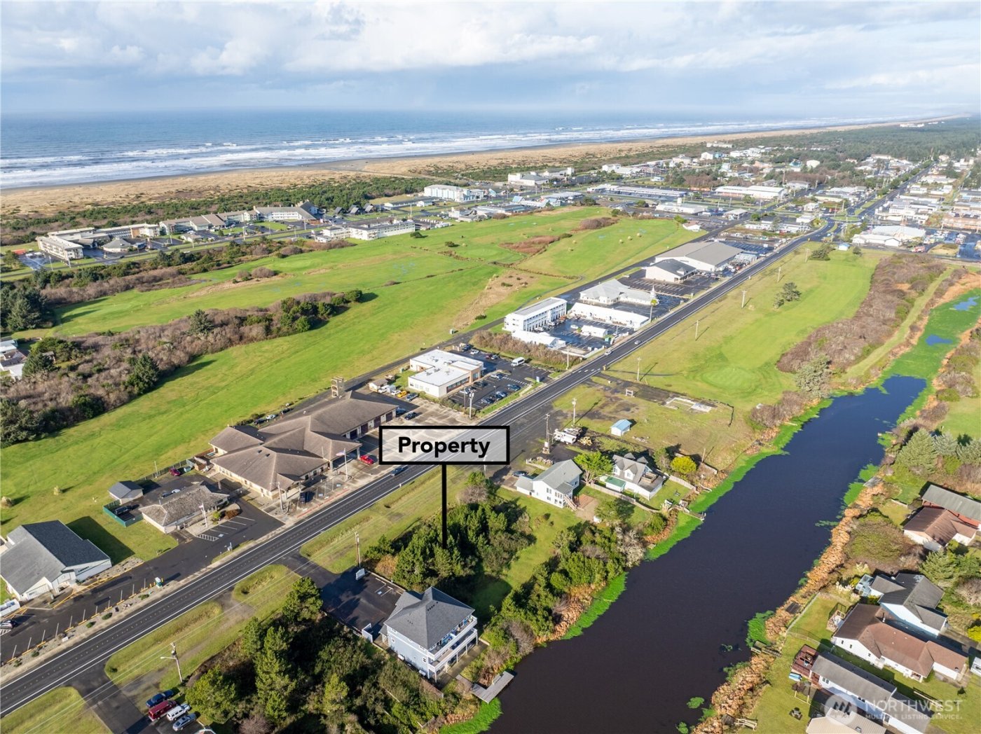 564 & 568 Point Brown Avenue NE, Ocean Shores, WA 98569