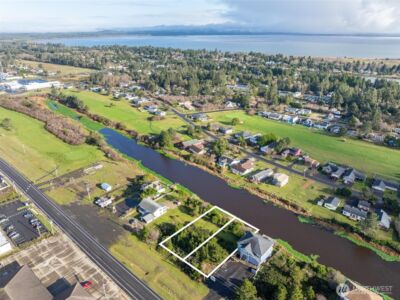 564 & 568 Point Brown Avenue NE, Ocean Shores, WA 98569 - Photo 2