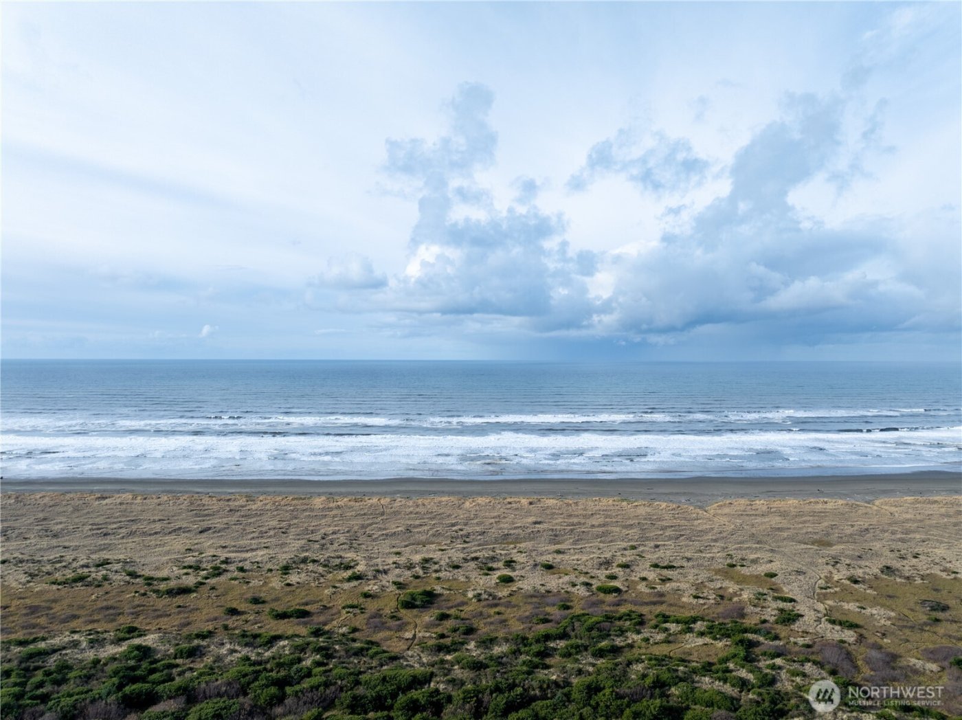 564 & 568 Point Brown Avenue NE, Ocean Shores, WA 98569