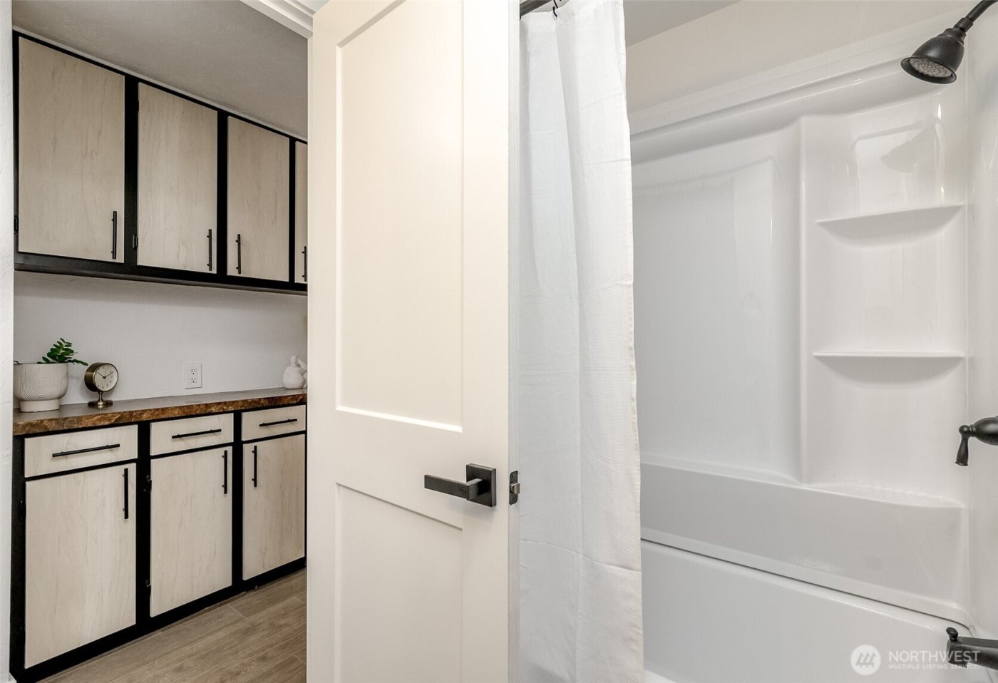 2500 S 370th Street #225, Federal Way, WA 98003