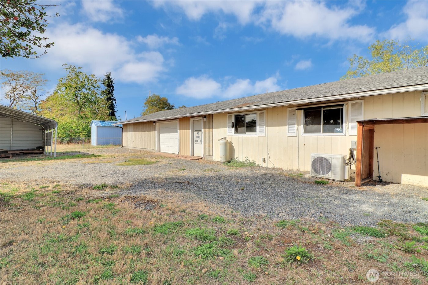 108 2nd Street SE, Rainier, WA 98576