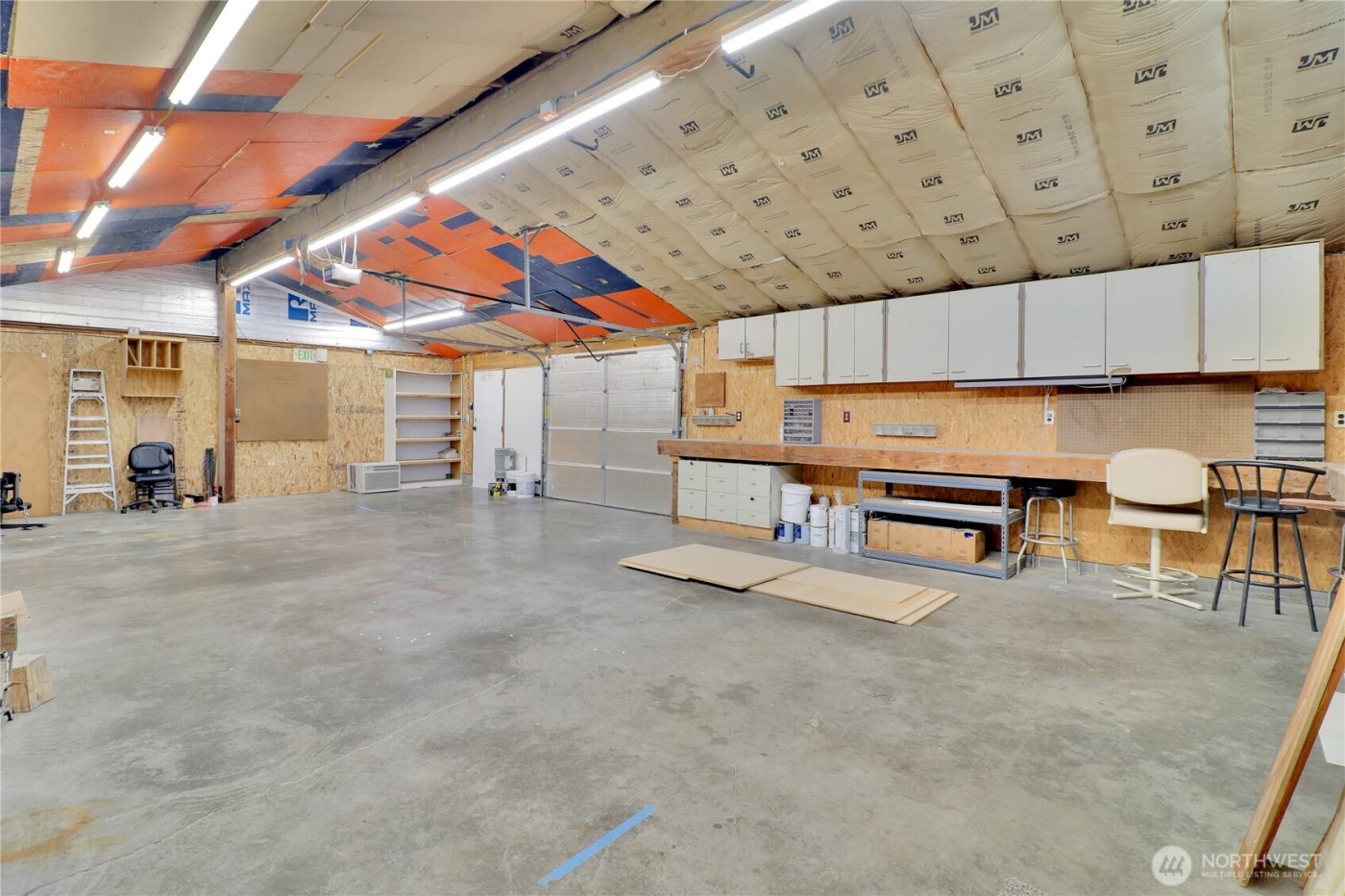 108 2nd Street SE, Rainier, WA 98576