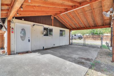 108 2nd Street SE, Rainier, WA 98576 - Photo 29