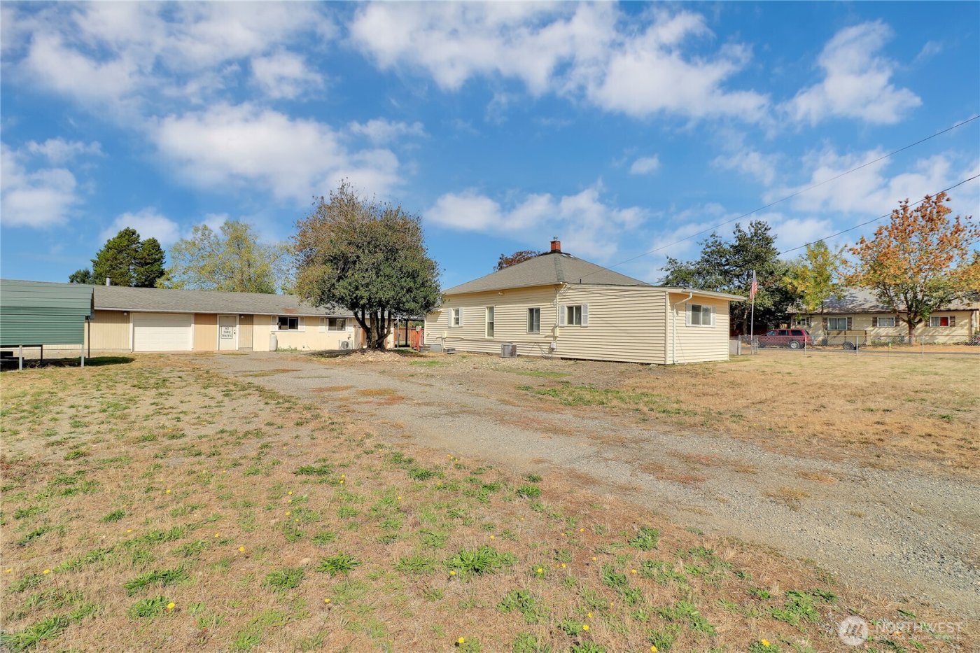 108 2nd Street SE, Rainier, WA 98576