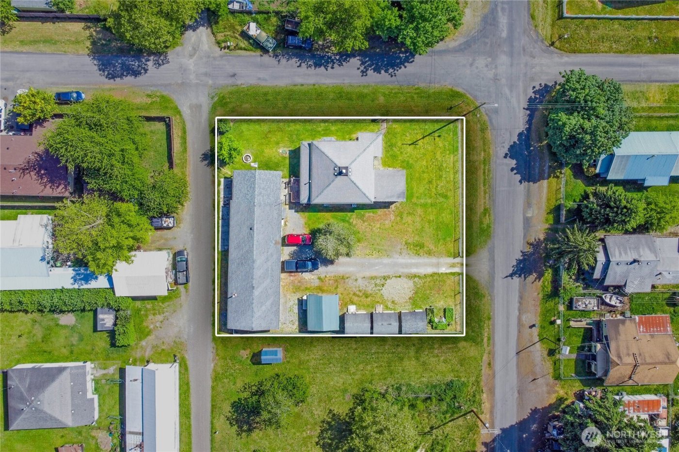 108 2nd Street SE, Rainier, WA 98576