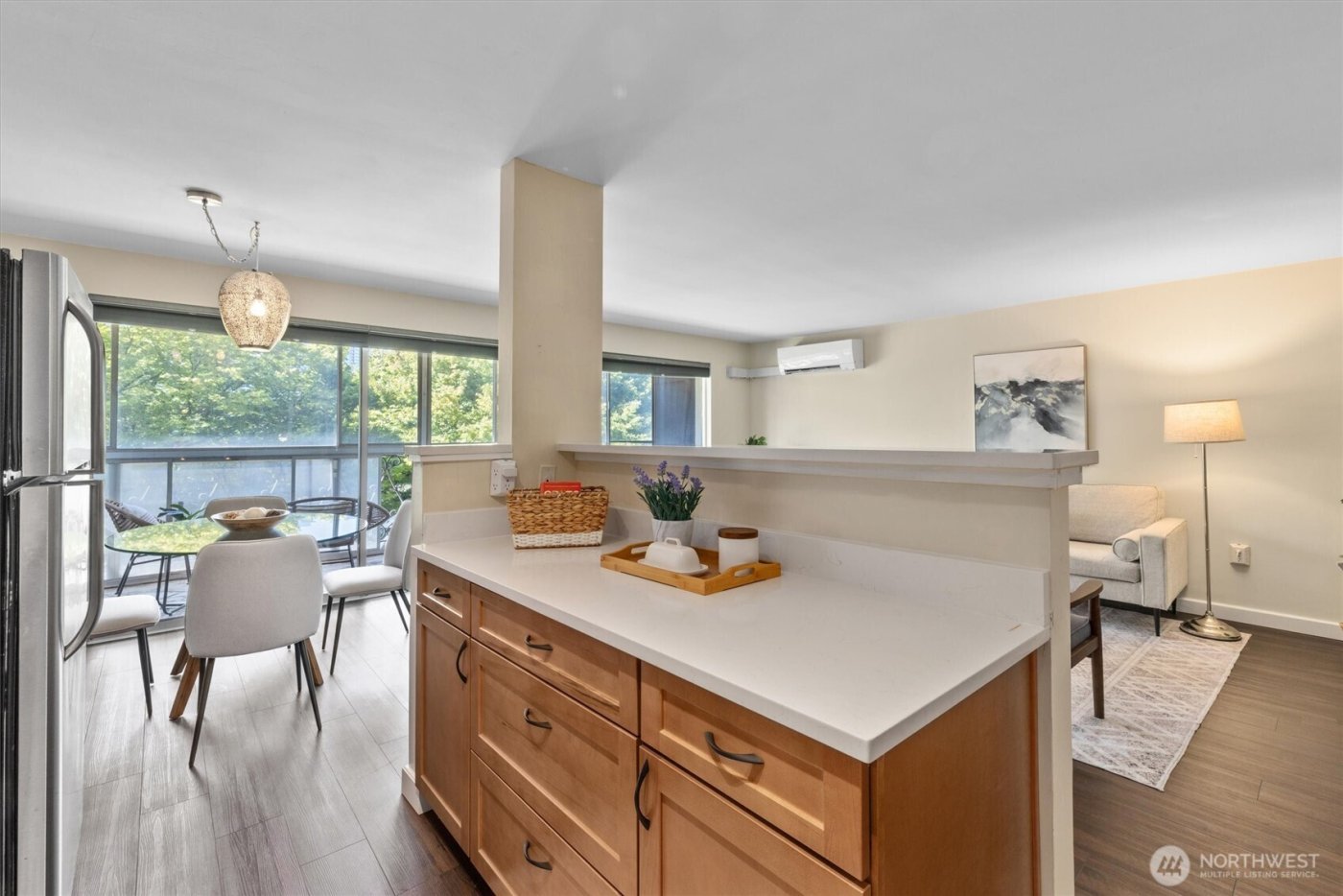 1740 Melrose Avenue #203, Seattle, WA 98122