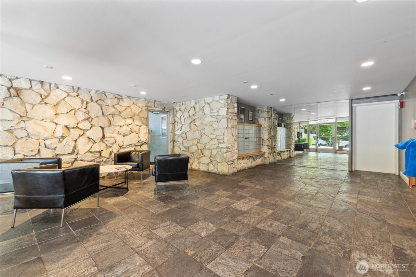 1740 Melrose Avenue #203, Seattle, WA 98122