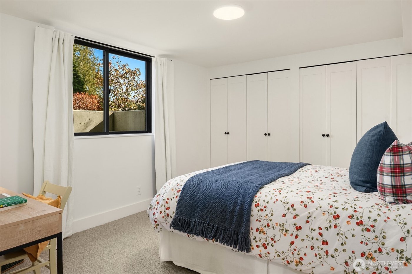 7315 51st Avenue NE, Seattle, WA 98115-6133