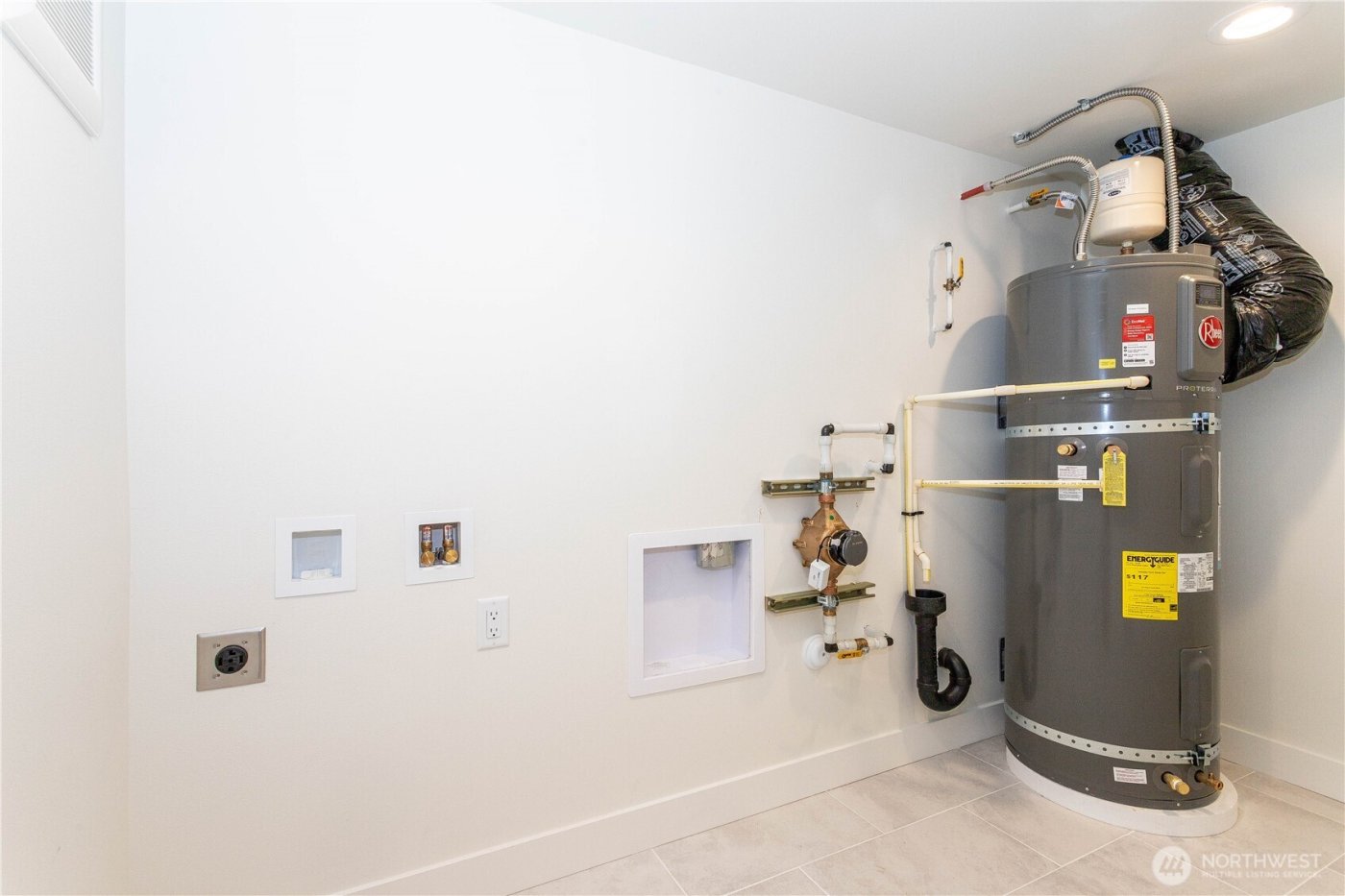 7341 21st Avenue NE #B, Seattle, WA 98115