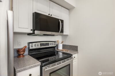 122 S State Street #207 E, Kirkland, WA 98033 - Photo 12