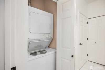 122 S State Street #207 E, Kirkland, WA 98033 - Photo 17