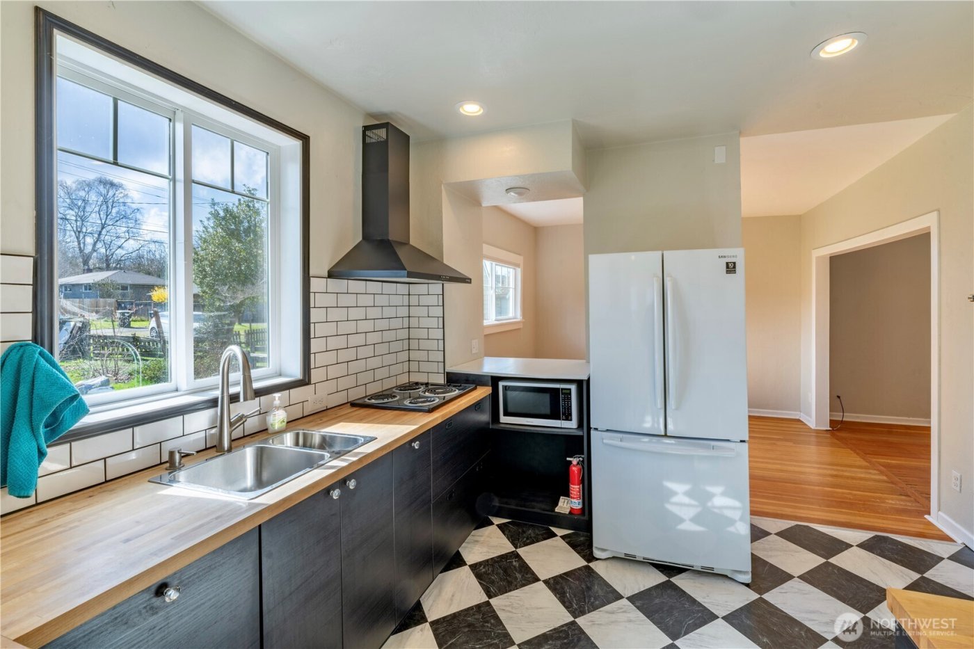 630 E 4th Street , Port Angeles, WA 98362