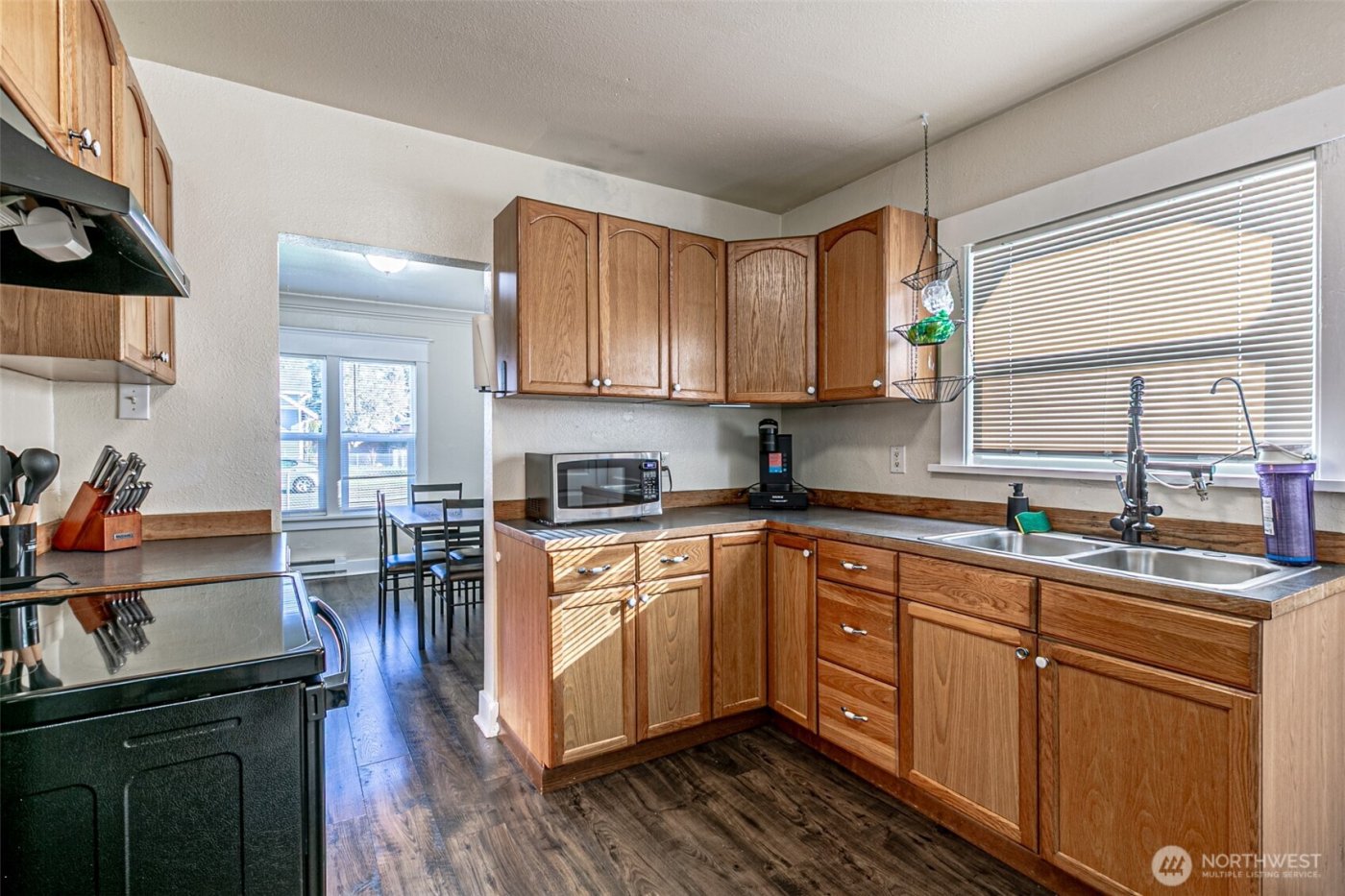 3510 S J Street , Tacoma, WA 98418