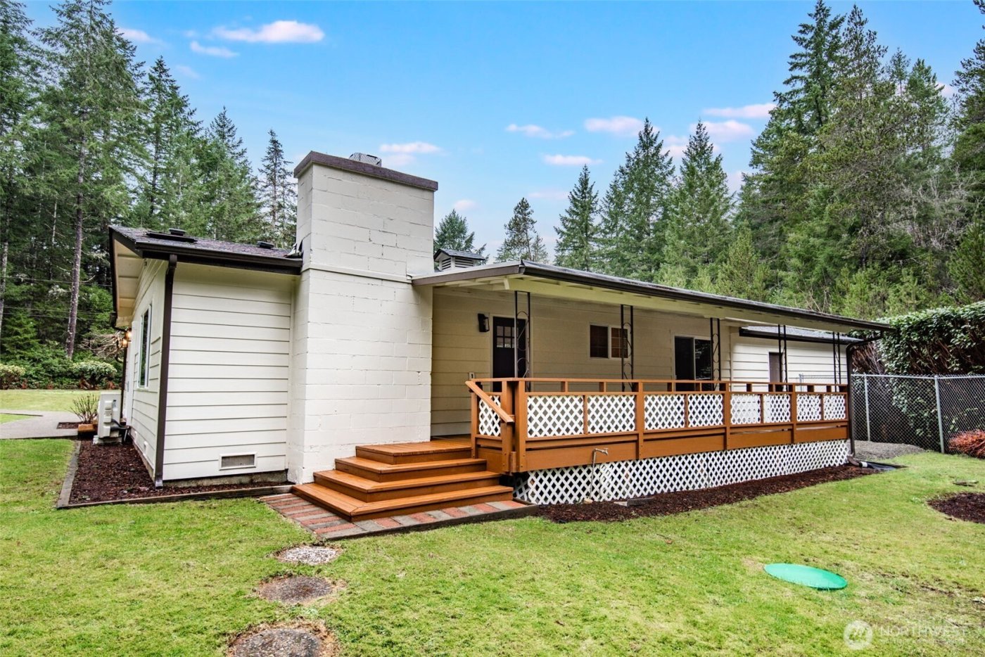 30 E Restful Road , Grapeview, WA 98546