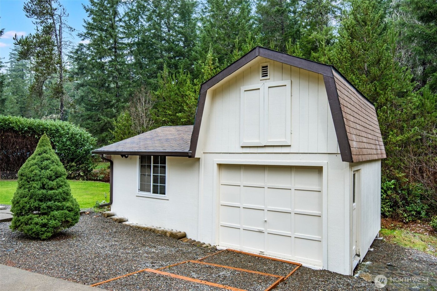 30 E Restful Road , Grapeview, WA 98546