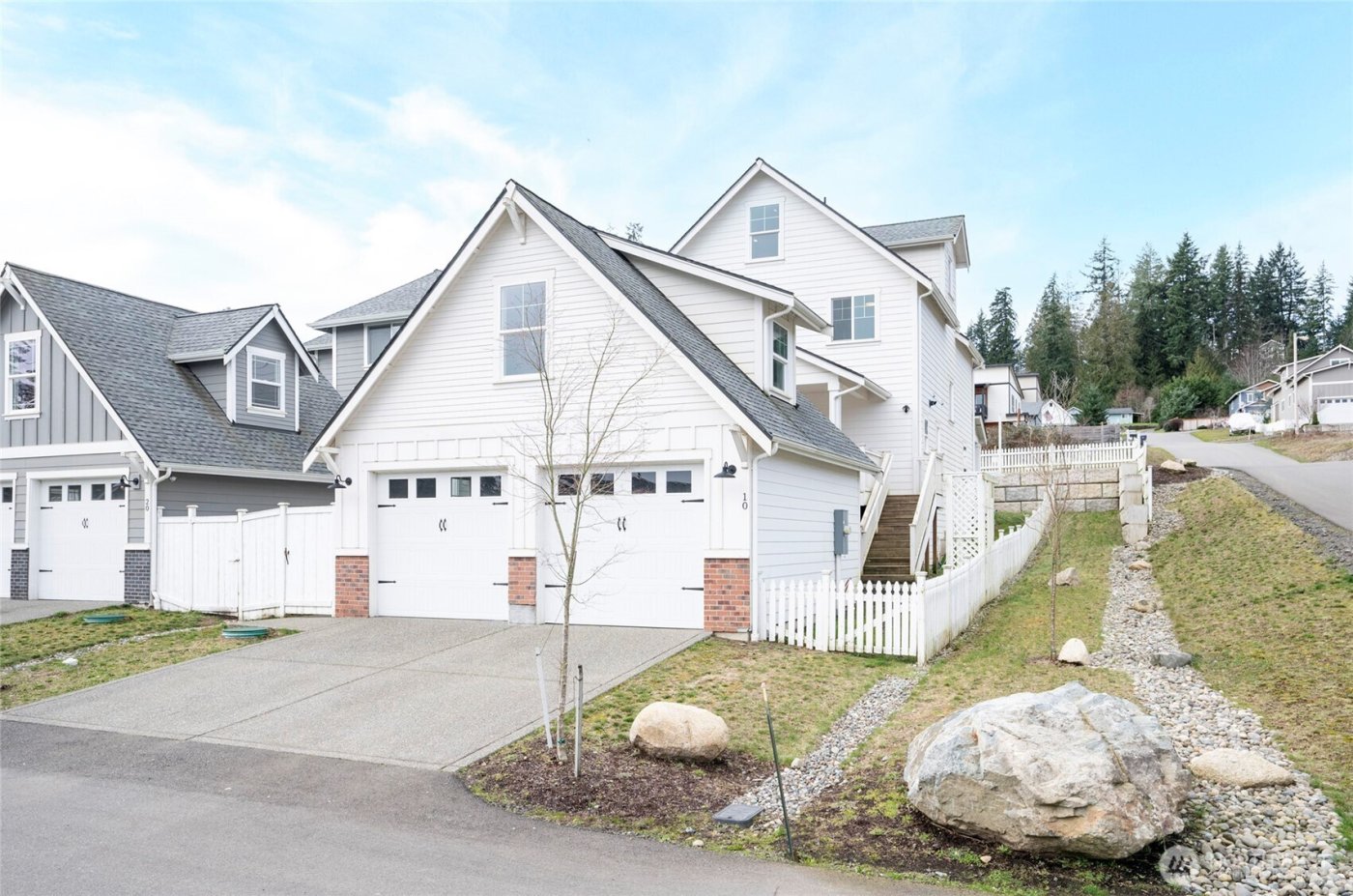 10 E Compass Lane , Allyn, WA 98524