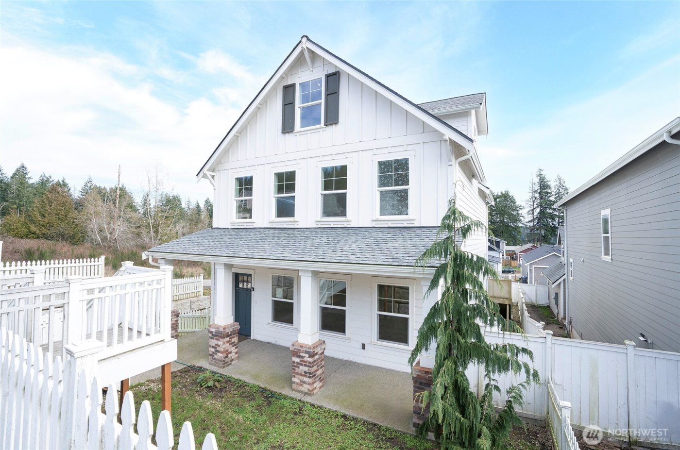 10 E Compass Lane , Allyn, WA 98524