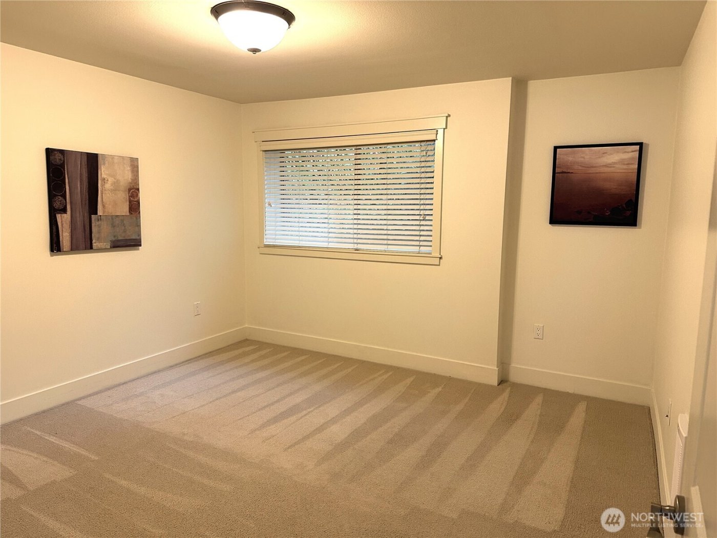 3212 SE 81st #C203, Mercer Island, WA 98040