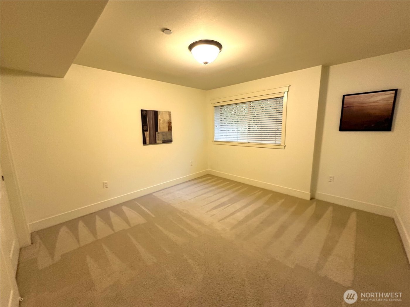 3212 SE 81st #C203, Mercer Island, WA 98040