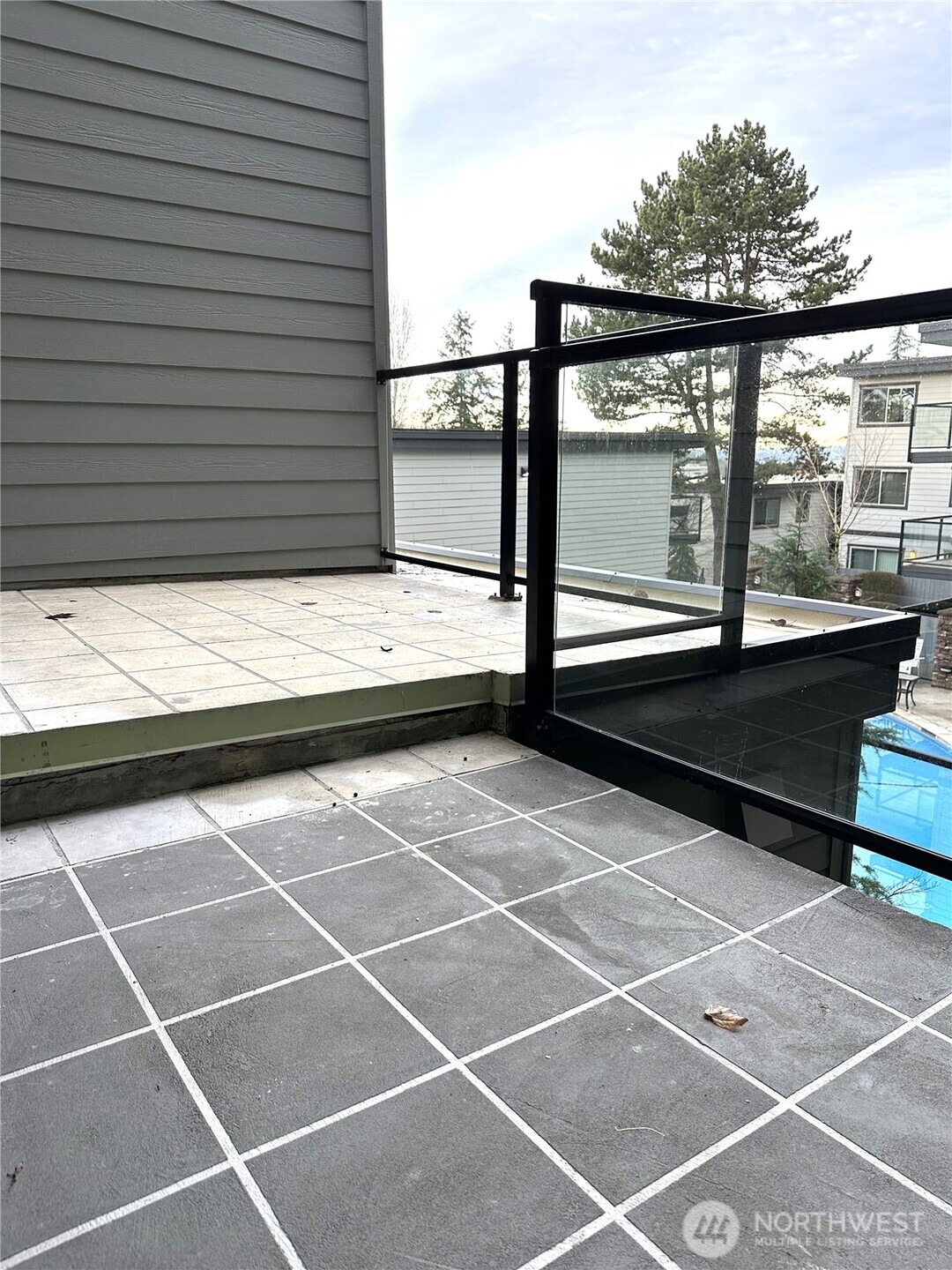 3212 SE 81st #C203, Mercer Island, WA 98040