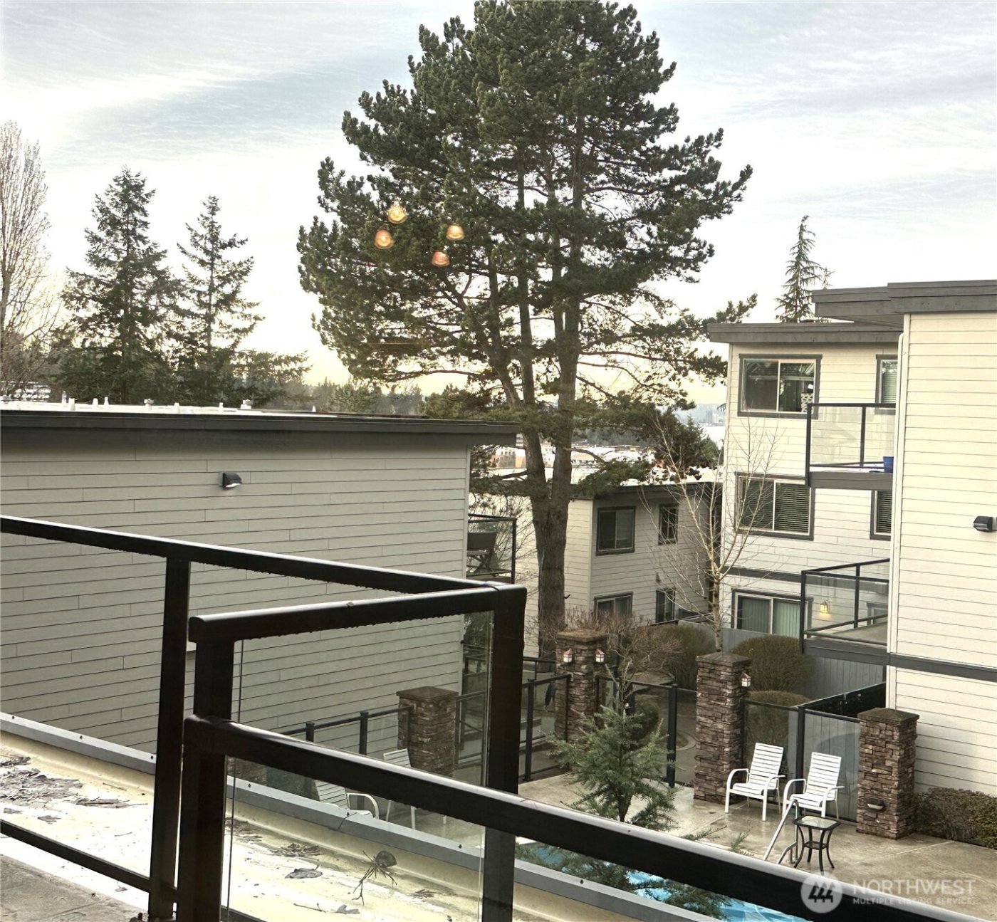3212 SE 81st #C203, Mercer Island, WA 98040