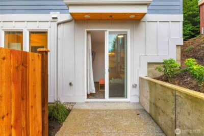 2613 3rd Avenue W, Seattle, WA 98119 - Photo 17