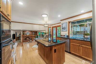 4712 241st Avenue SE, Sammamish, WA 98029 - Photo 10