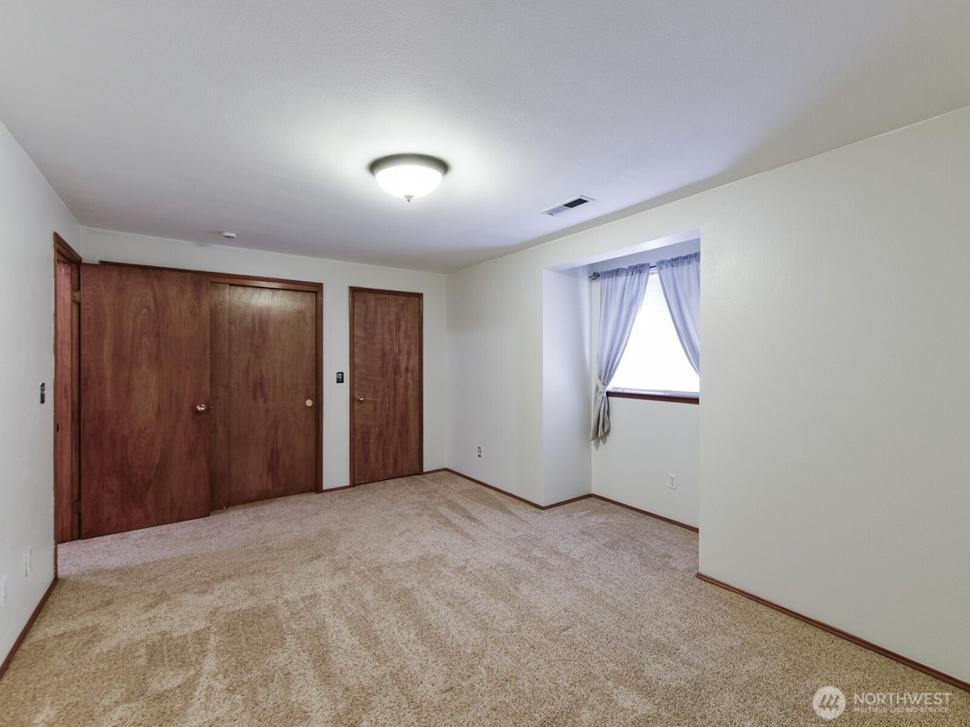 8202 48th Street Ct W, University Place, WA 98467