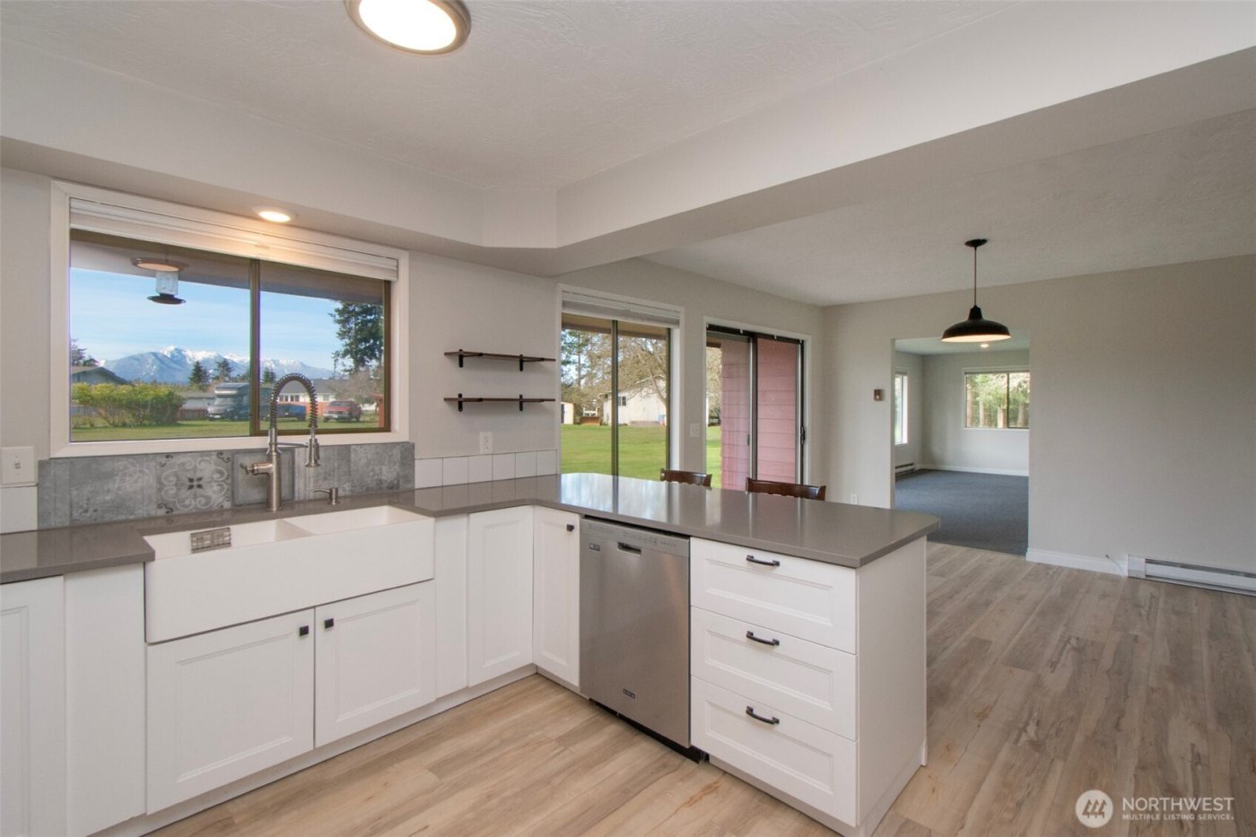 272 Grandview Drive , Sequim, WA 98382