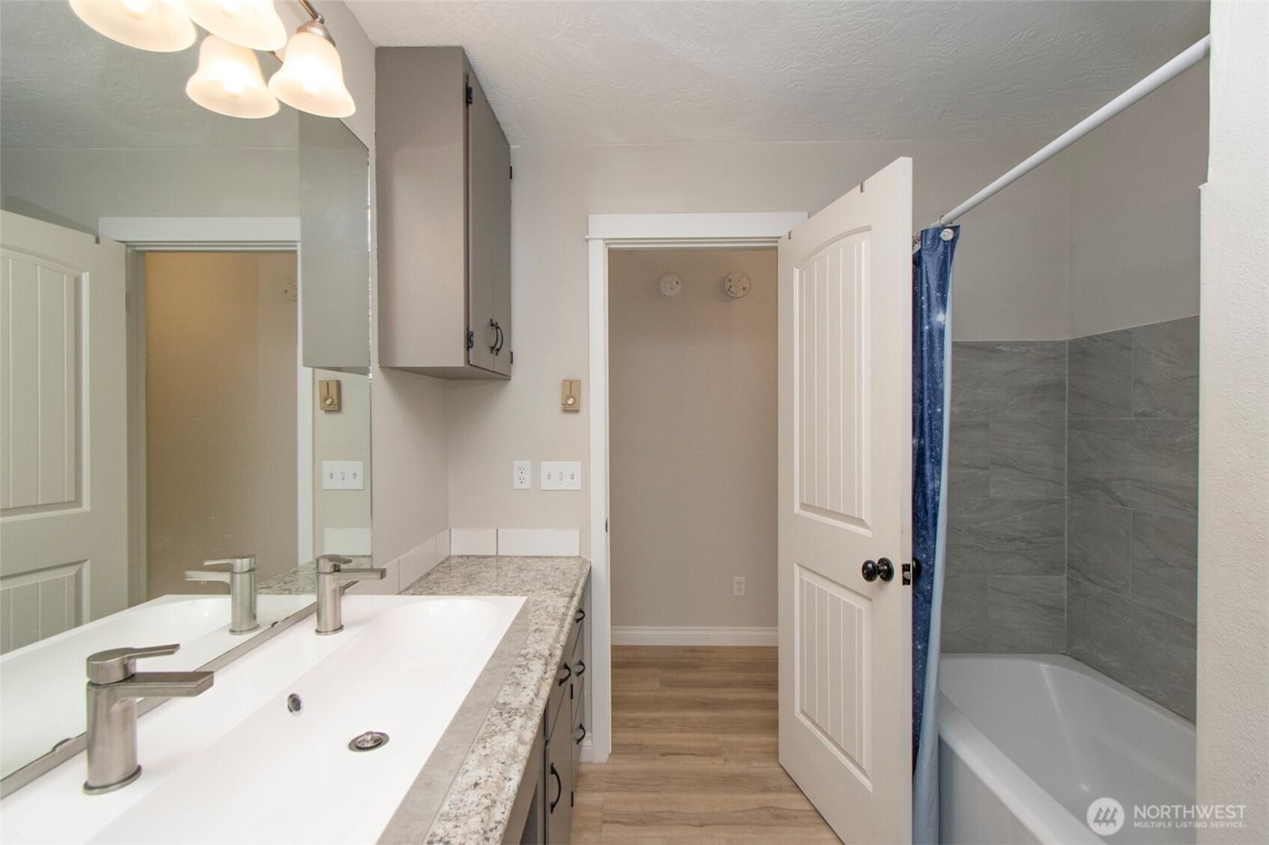 272 Grandview Drive , Sequim, WA 98382