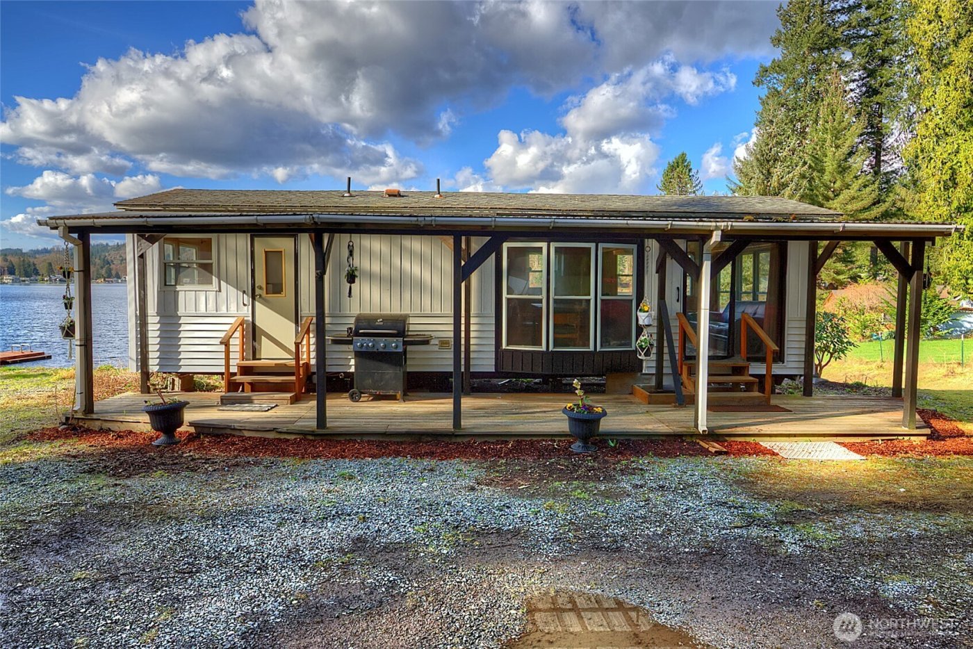 23217 State Route 9 , Lake McMurray, WA 98274