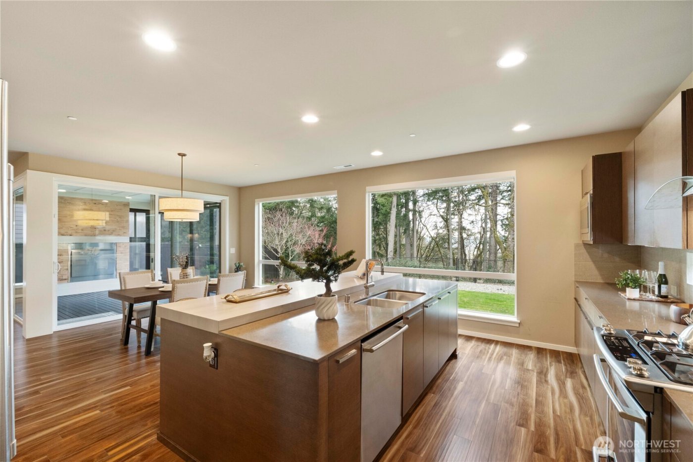 27803 105th Avenue SE, Kent, WA 98030