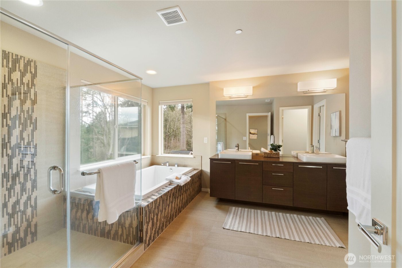 27803 105th Avenue SE, Kent, WA 98030