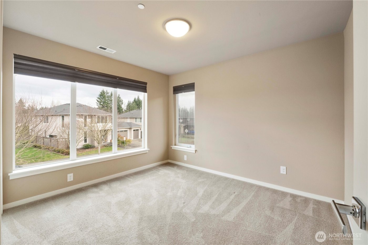 27803 105th Avenue SE, Kent, WA 98030