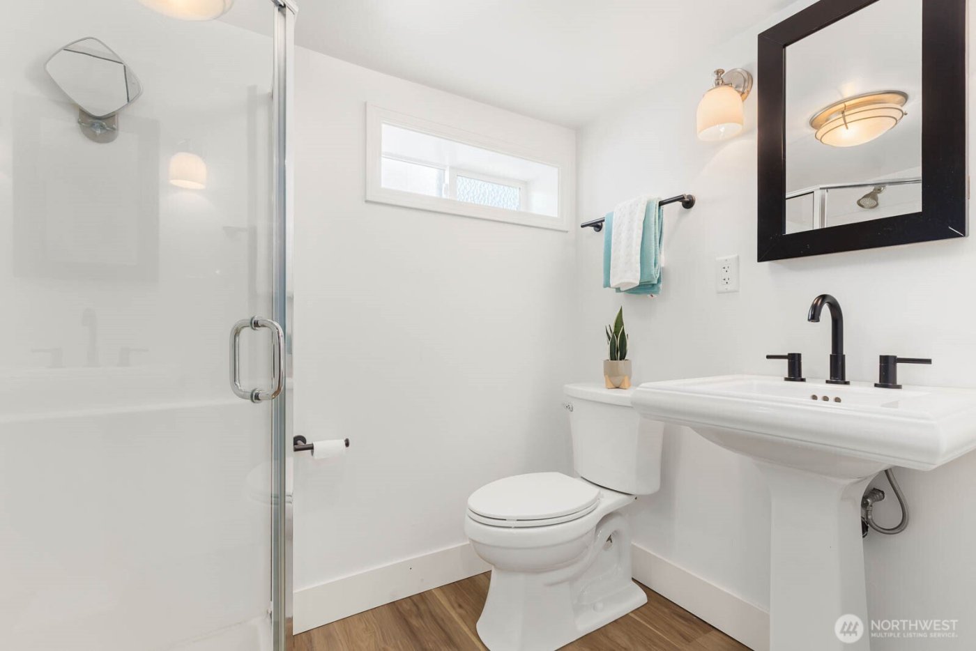 2423 3rd Avenue W, Seattle, WA 98119