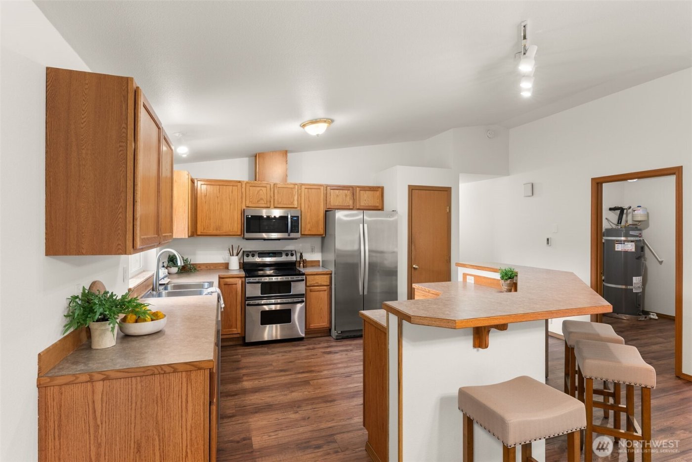 16724 Violet Prairie Road SE, Tenino, WA 98589