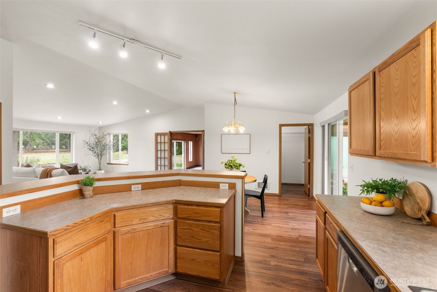 16724 Violet Prairie Road SE, Tenino, WA 98589