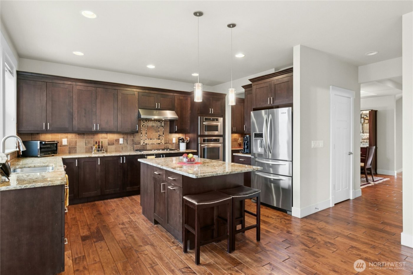 2744 NW Pine Cone Place , Issaquah, WA 98027