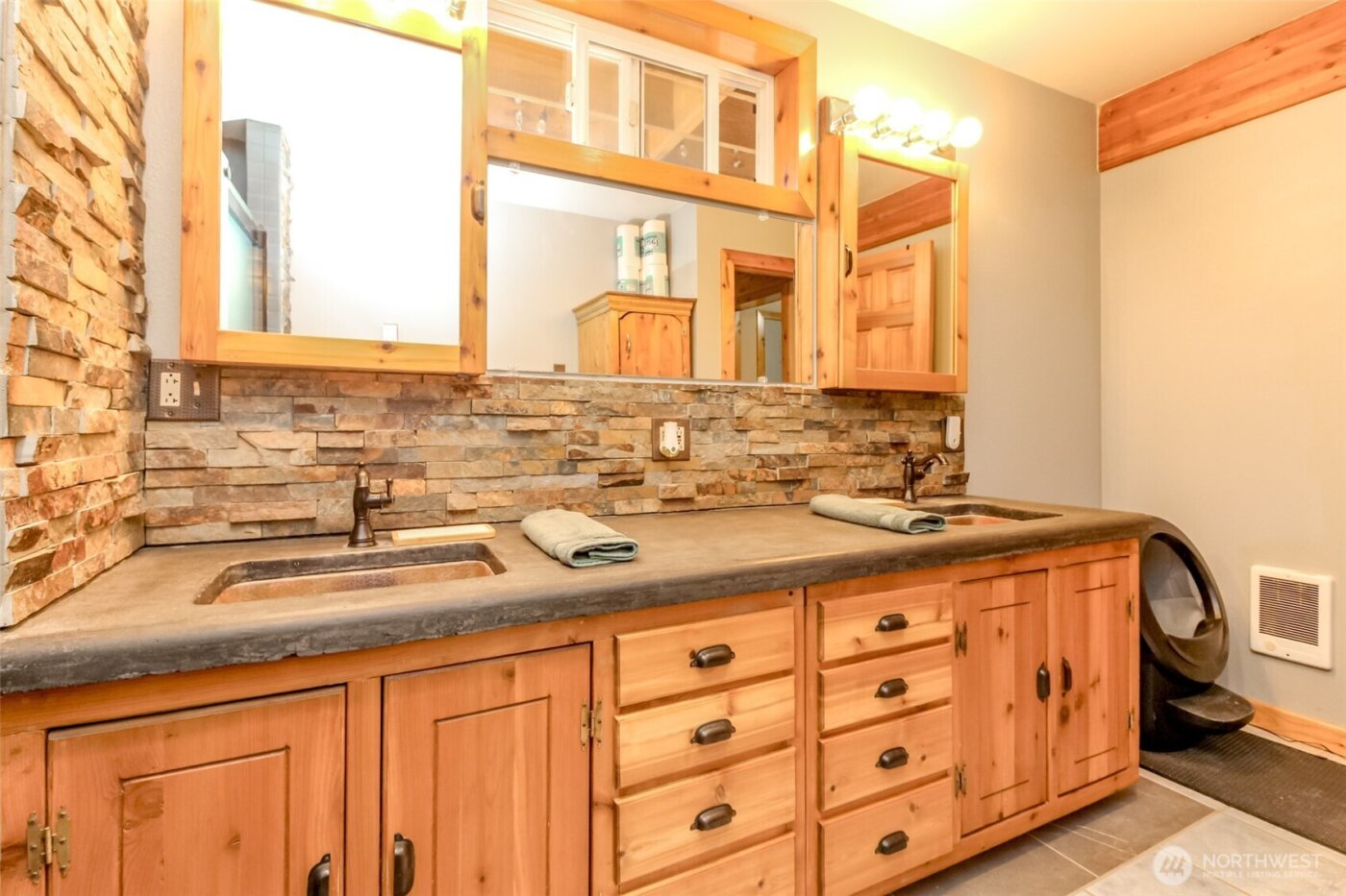 11117 Minterwood Drive NW, Gig Harbor, WA 98329