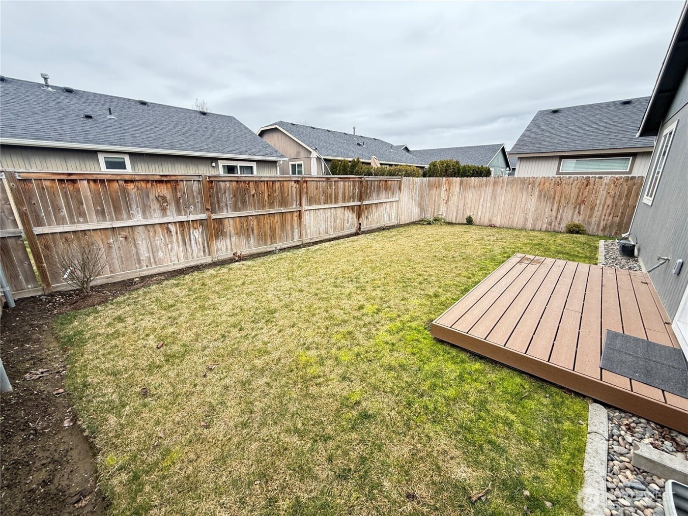 1242 SW Carver Street , College Place, WA 99324