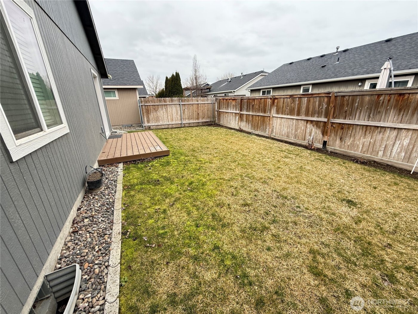 1242 SW Carver Street , College Place, WA 99324