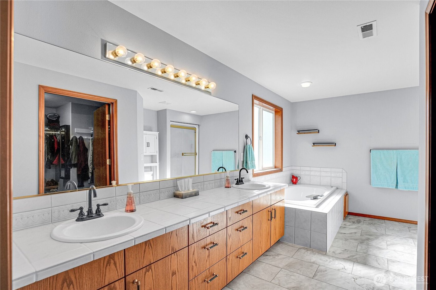 2217 NE 179th Street #F11, Ridgefield, WA 98642